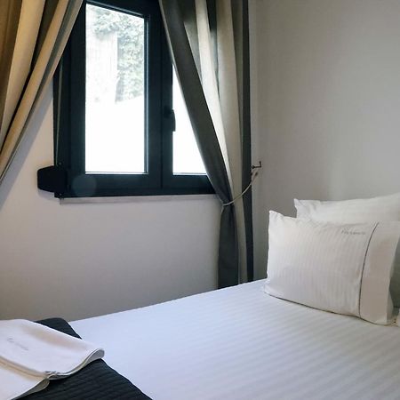 Gazi Boutique Apartment 2 Ateny Zewnętrze zdjęcie